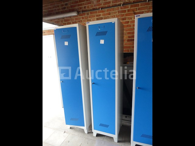 3 overtoom kleedkamers - afbeelding 7 van  9