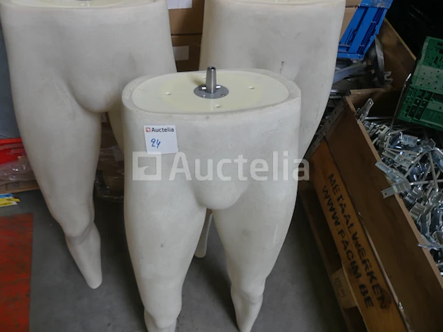 3 paar model man benen - afbeelding 1 van  6