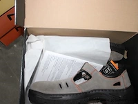 3 paar werkschoenen neo tools, maat 45 - afbeelding 3 van  4