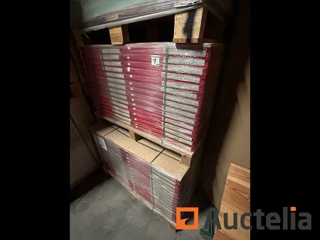 3 pallets adagi bright green paper 120g 52x72 - afbeelding 2 van  5