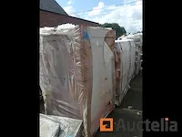 3 pallets terracotta bakstenen - afbeelding 2 van  6
