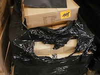 3 palletten met kartonnen verpakking - afbeelding 4 van  14