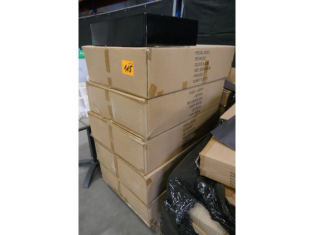 3 palletten met kartonnen verpakking - afbeelding 6 van  14