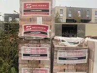 3 palletten snelbouwstenen