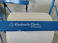 3 papierrolverdelers kimberly-clark professional - afbeelding 3 van  5