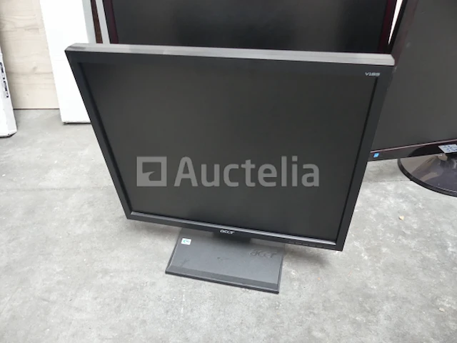 3 pc-monitoren - afbeelding 2 van  6