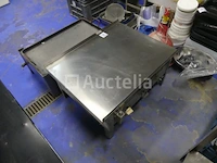 3 plancha's en gasgrill merk en model onbekend - afbeelding 7 van  9