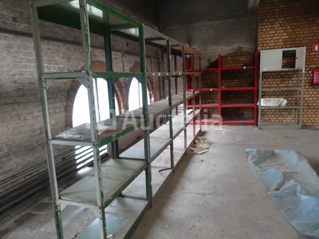 3 planken - afbeelding 9 van  10