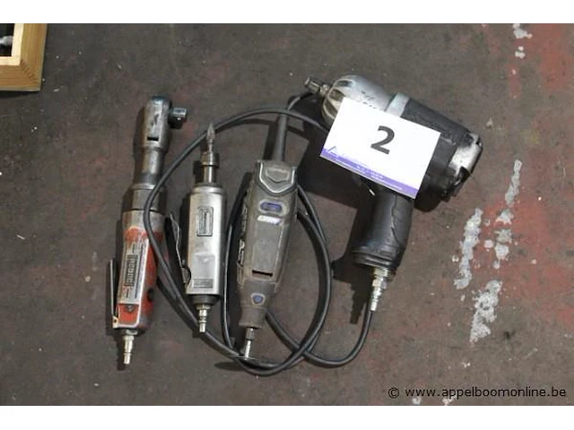 3 pneumatische handgereedschappen plus elektrische dremel - afbeelding 1 van  3