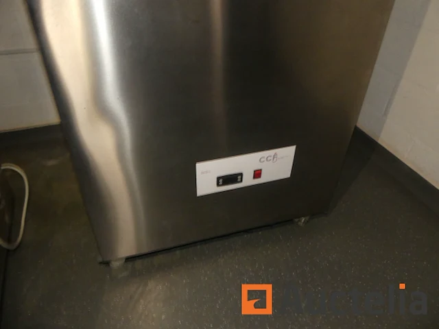 3 professionele machines voor de productie van ccf eskimo's - afbeelding 6 van  17