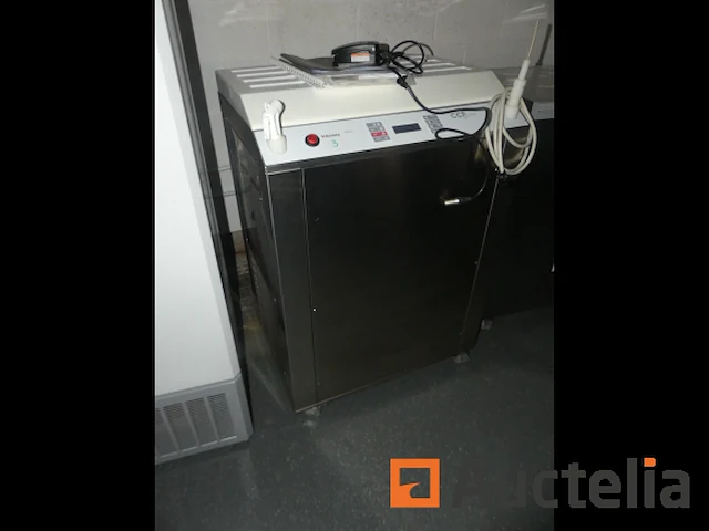 3 professionele machines voor de productie van ccf eskimo's - afbeelding 16 van  17