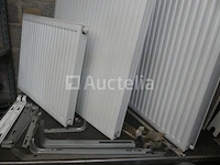 3 radiatoren + beugels & accessoires - afbeelding 1 van  7
