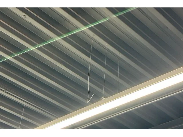 3 rails met verlichting - afbeelding 4 van  4