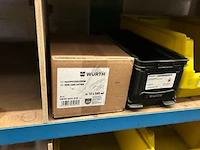 3 rekken met inhoud - afbeelding 5 van  15