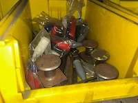 3 rekken met inhoud - afbeelding 4 van  5