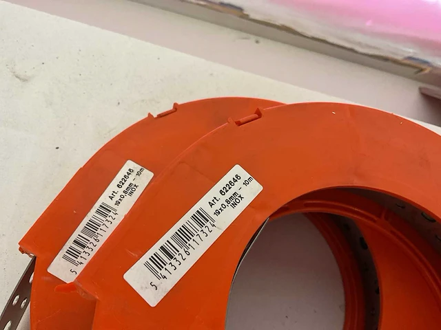 3 rollen inox gaatjesband - afbeelding 3 van  4
