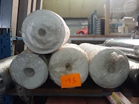 3 rollen isolatiepapier en 2 rollen warmtereflector - afbeelding 1 van  1
