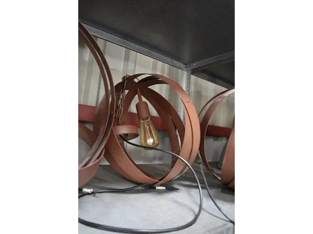 3 ronde jjzeren hanglampen - afbeelding 4 van  5