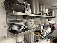 3 rvs schappen + inhoud - afbeelding 3 van  3