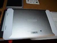 3 smartphontes samsung, 3 diverse smartphones, e-reader tolino, tablet icon met toebehoren, 4 powerbanks - afbeelding 4 van  8