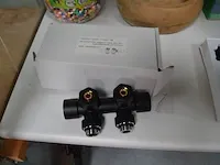 3 smartwatches , mini vernevelaar, naaikistje, h valve mat zwart, houten schaal, 4 tablet hoezen, kralen hama - afbeelding 2 van  11