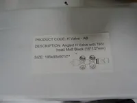 3 smartwatches , mini vernevelaar, naaikistje, h valve mat zwart, houten schaal, 4 tablet hoezen, kralen hama - afbeelding 3 van  11