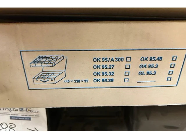 3 sorteerkisten, 2 gereedschapskoffers - afbeelding 6 van  6