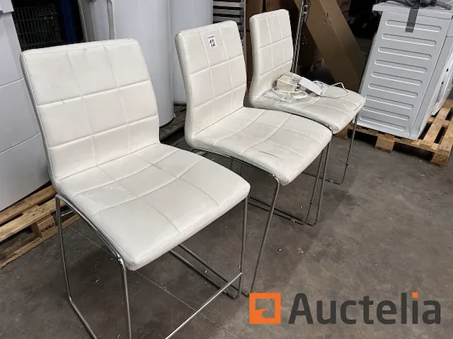 3 stoelen in imitatie wit leer - afbeelding 1 van  4