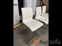 3 stoelen in imitatie wit leer - afbeelding 3 van  4