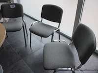 3 stoelen in stof bekleed - afbeelding 1 van  1