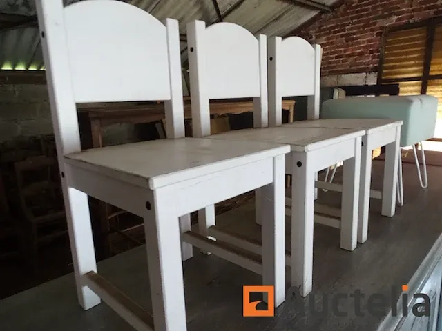 3 stoelen kinderen en 1 ottomaans - afbeelding 2 van  6
