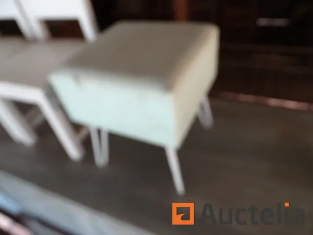 3 stoelen kinderen en 1 ottomaans - afbeelding 4 van  6