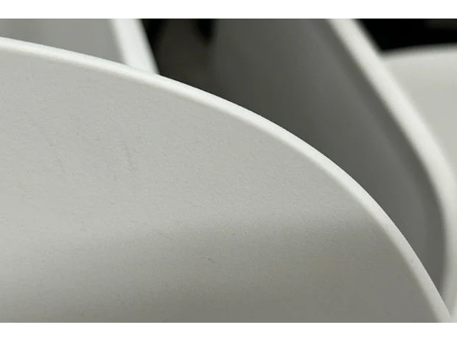 3 stoelen - afbeelding 3 van  7