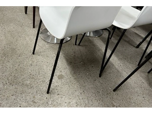 3 stoelen - afbeelding 4 van  7