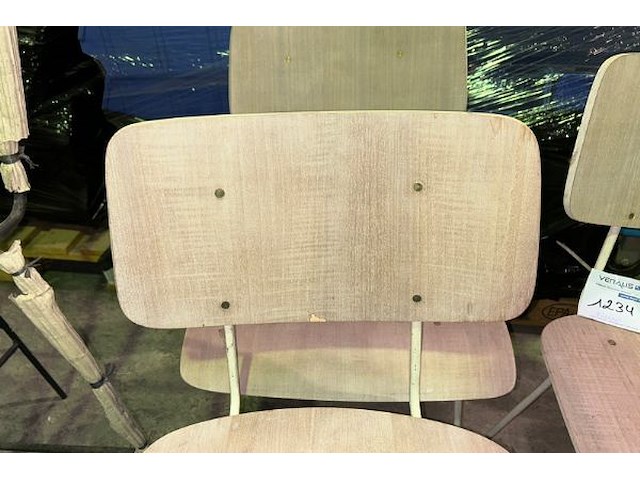 3 stoelen - afbeelding 2 van  4