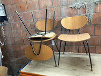 3 stoelen - afbeelding 1 van  4