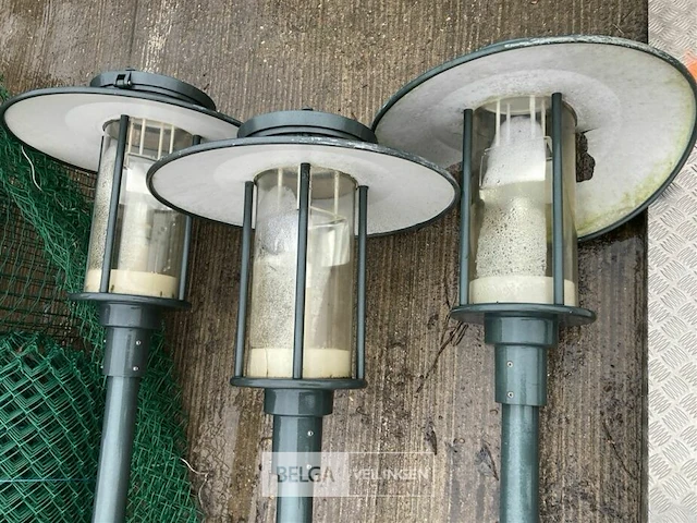 3 straatlampen op mast - afbeelding 2 van  4