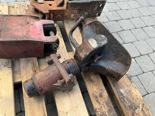 3 stuks diverse trekhaak voor tractor of vrachtwagen - afbeelding 10 van  11