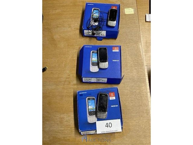 3 telefoons nokia 6303i - afbeelding 1 van  10