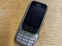 3 telefoons nokia 6303i - afbeelding 8 van  10