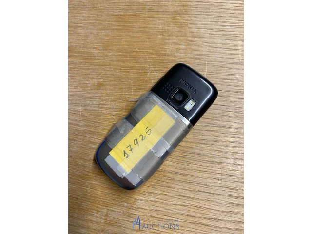 3 telefoons nokia 6303i - afbeelding 9 van  10