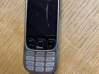 3 telefoons nokia 6303i - afbeelding 10 van  10