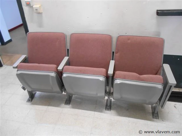 3 theaterstoelen - afbeelding 1 van  1