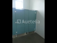 3 toiletten met scheidingswanden - afbeelding 5 van  5