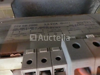 3 transformatoren van 2,5 kva in bouwkast - afbeelding 10 van  10