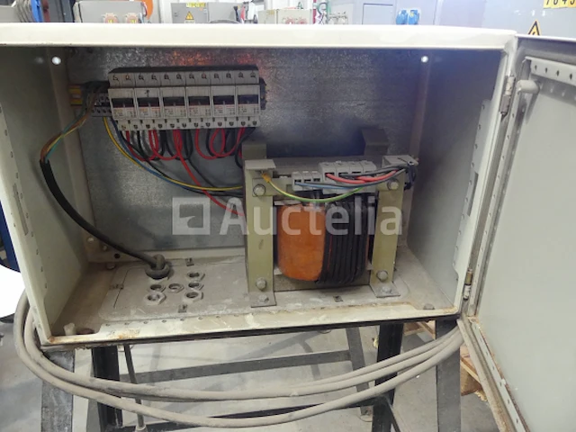 3 transformatoren van 2,5 kva in bouwkast - afbeelding 4 van  10
