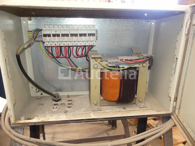3 transformatoren van 2,5 kva in bouwkast - afbeelding 6 van  10