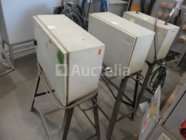 3 transformatoren van 2,5 kva in bouwkast - afbeelding 7 van  10