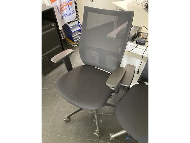 3 typistenstoelen - afbeelding 4 van  6