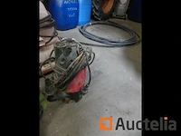 3 vacuümwaterpompen in de kelder - afbeelding 5 van  6